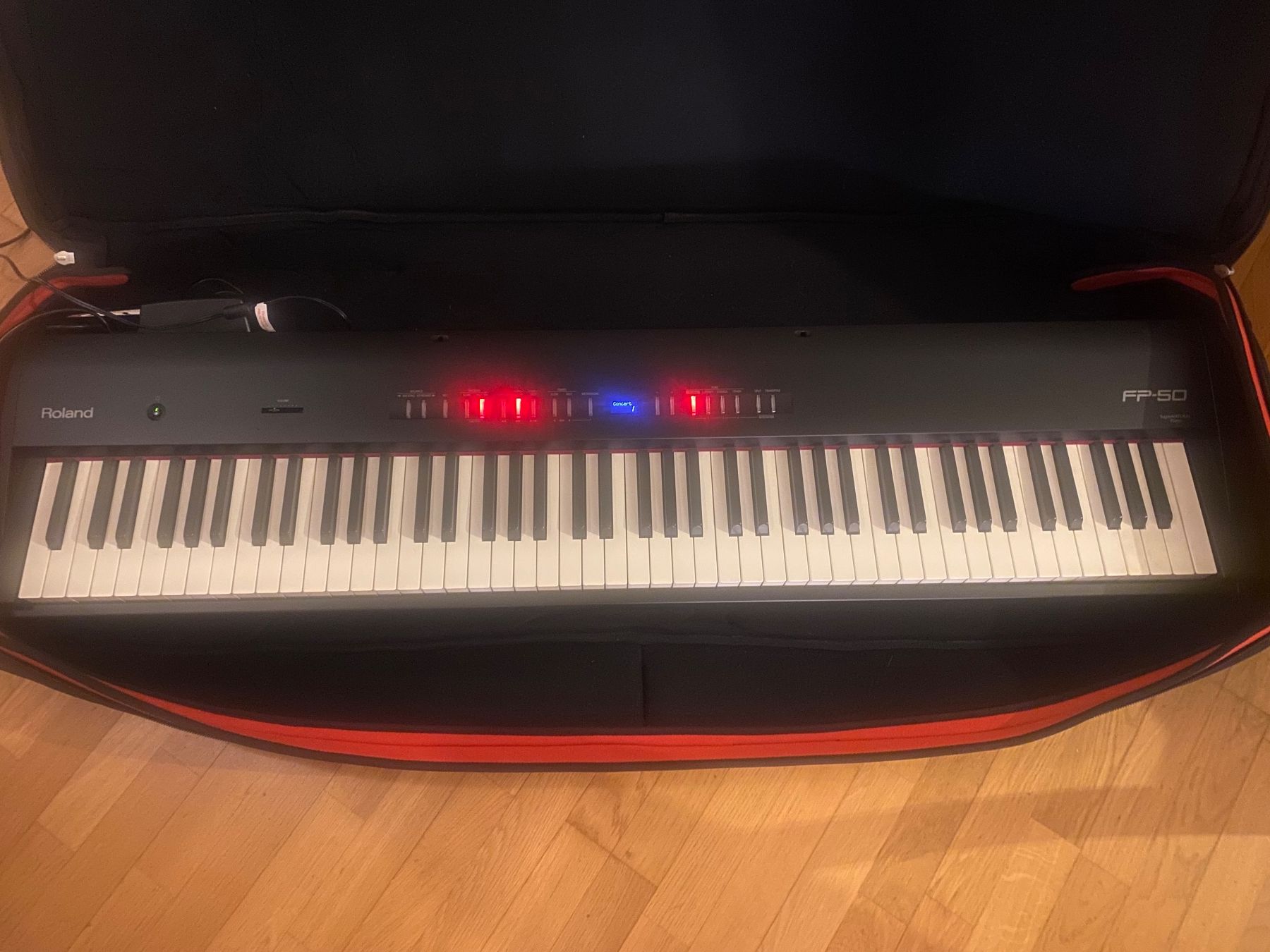 Roland Strumenti musicali: Roland FP50 piano/keyboard – Usato da Langnau am Albis venduto da joh_2qmp