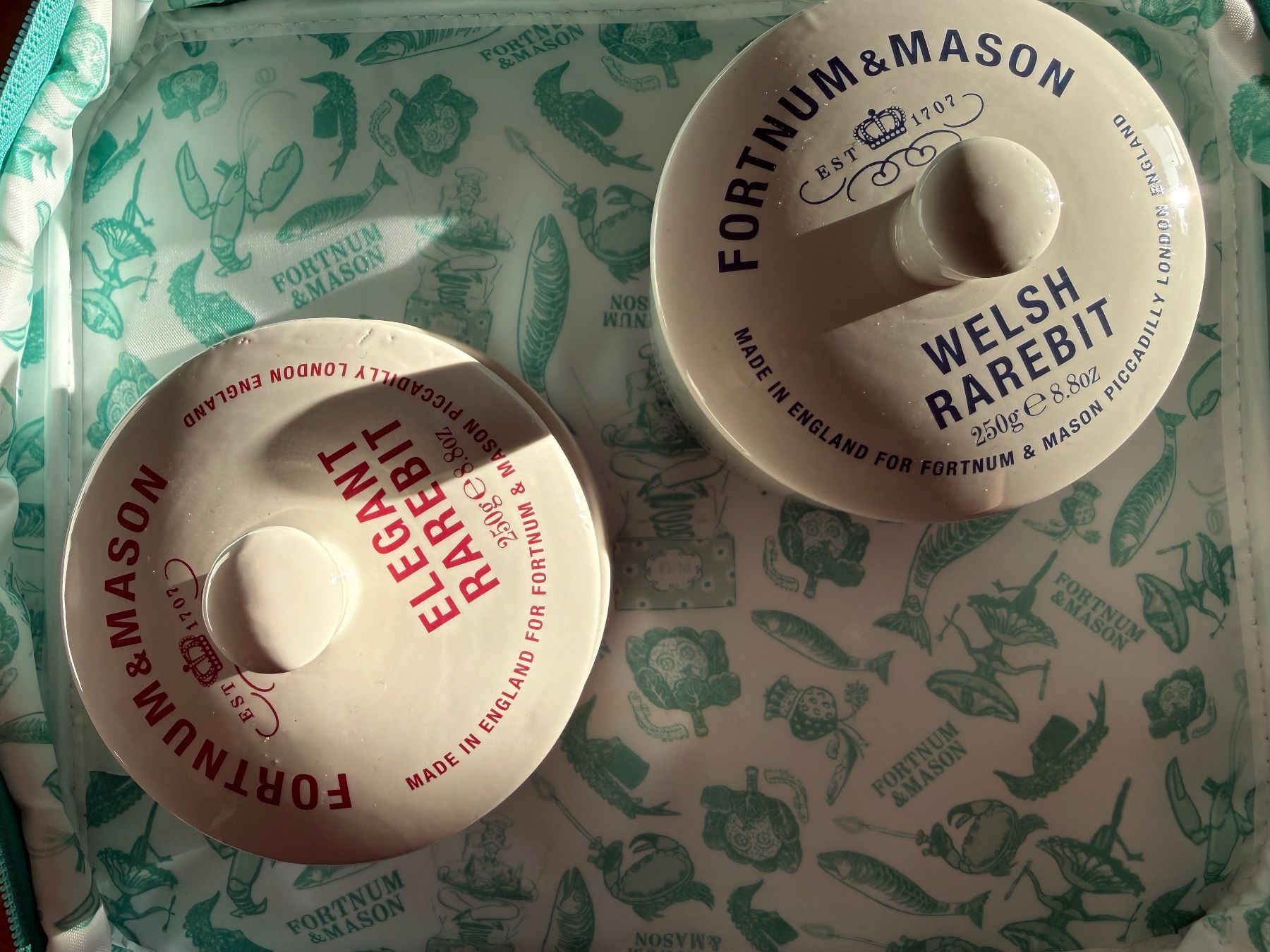 Pentole: Fortnum & Mason Hamperling + 2 Rarebit Keramik Set Töpfe – Usato da Basel venduto da Rouge. 1