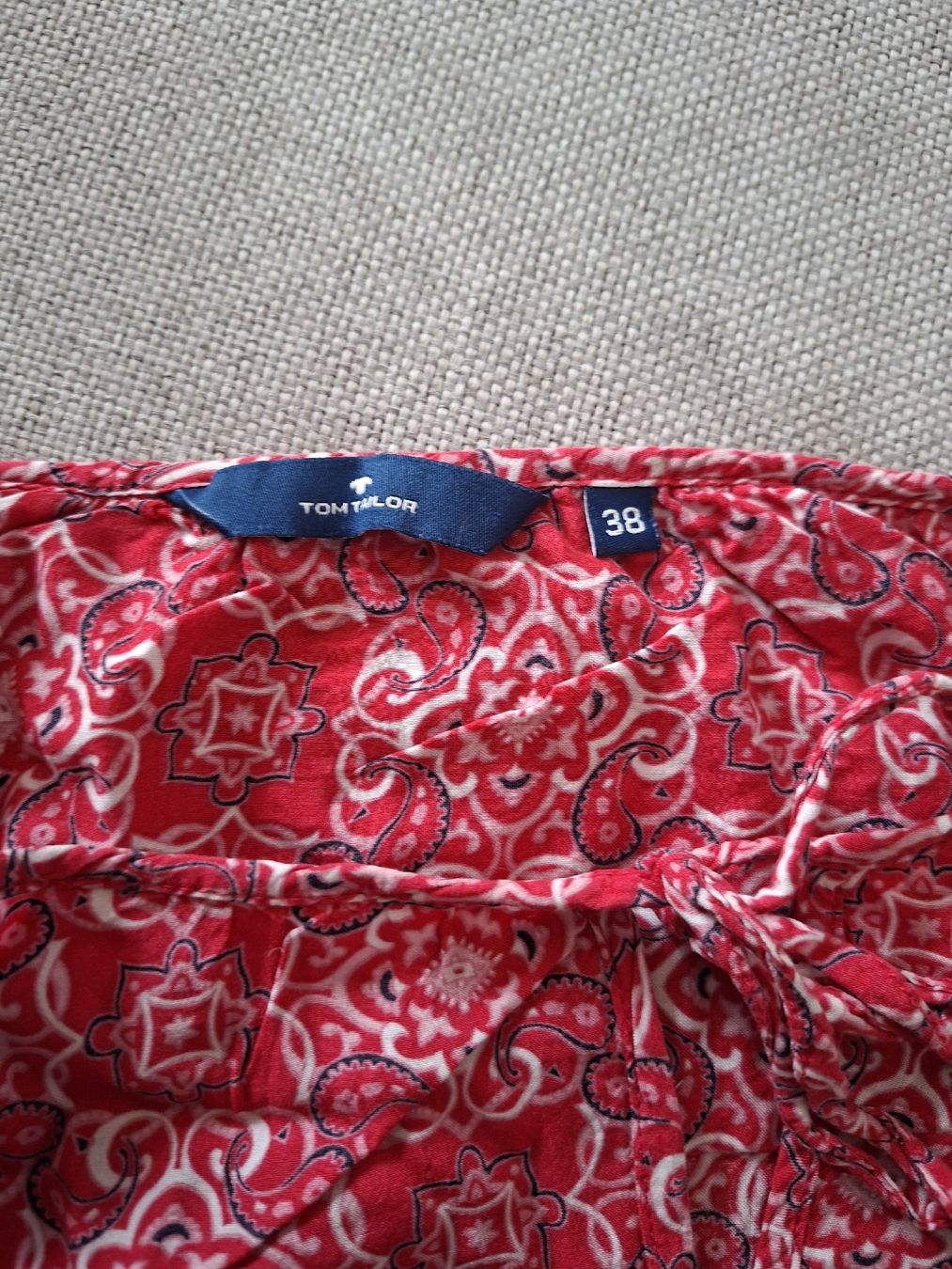 Tom Tailor Blusen: Bluse Tom Tailor rot Grösse 38 – Gebraucht aus Triesenberg von Anastasia26 1