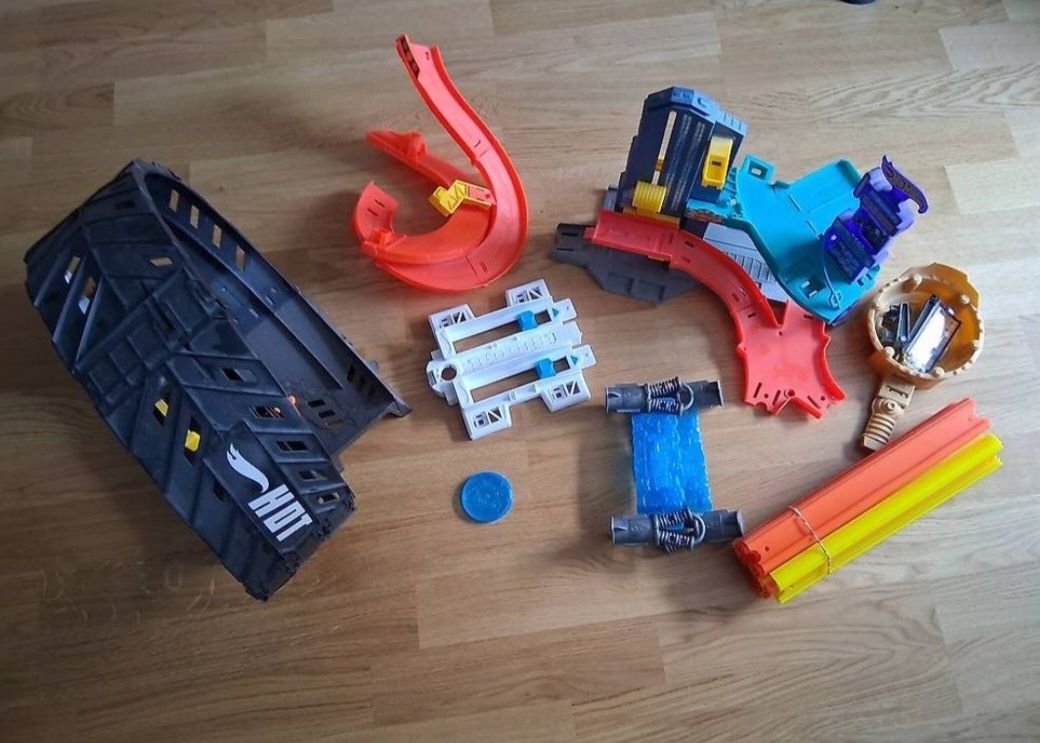 Hot Wheels Jouets: HOT wheels Bahn – D'occasion à Luzern par borschtel 1