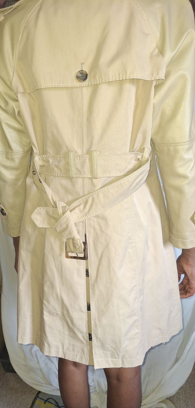 Cappotti: Max&CO.Trenchcoat beige – Usato da Birsfelden venduto da NiceCleo 1