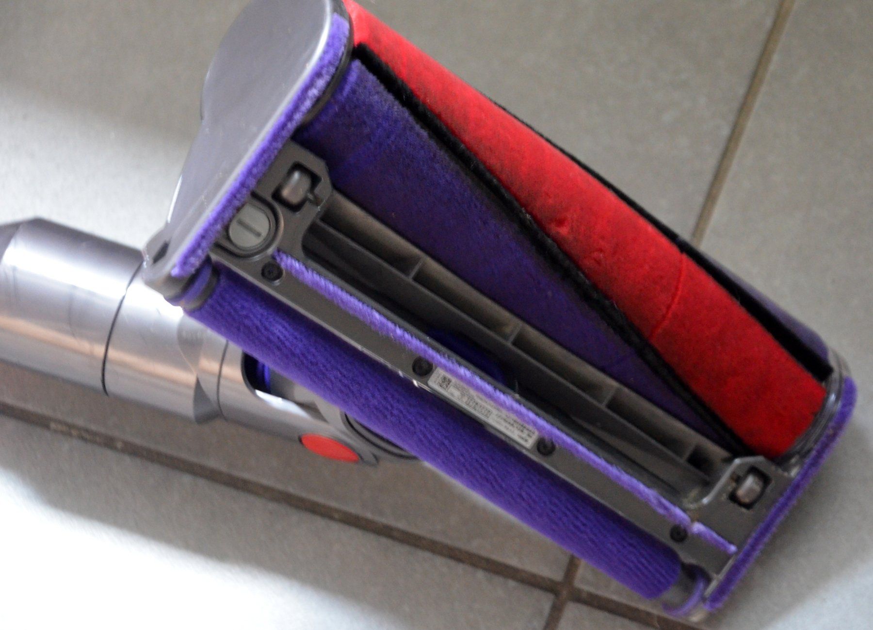 Dyson Aspirapolveri & Accessori: Staubsauger Dyson V8  aspirateur – Usato da Collonges venduto da arashee 3