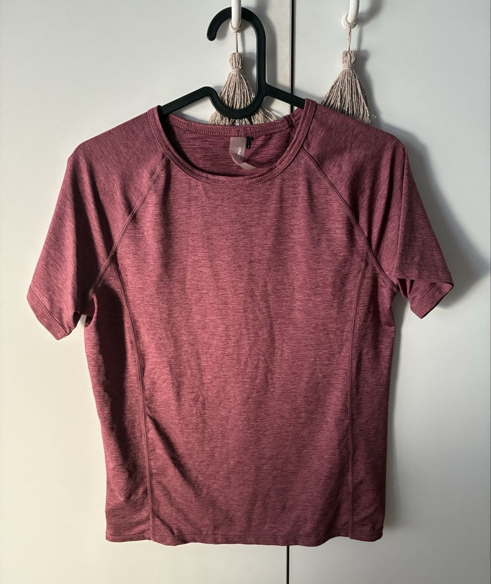 Only Camicette, T-shirt & Top: T-shirt de sport Only – Nuovo (secondo la descrizione) da Bulle venduto da ste_t2ng