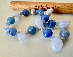 Himmelblau – Spitzen Achat-Armband mit edlen Tropfen