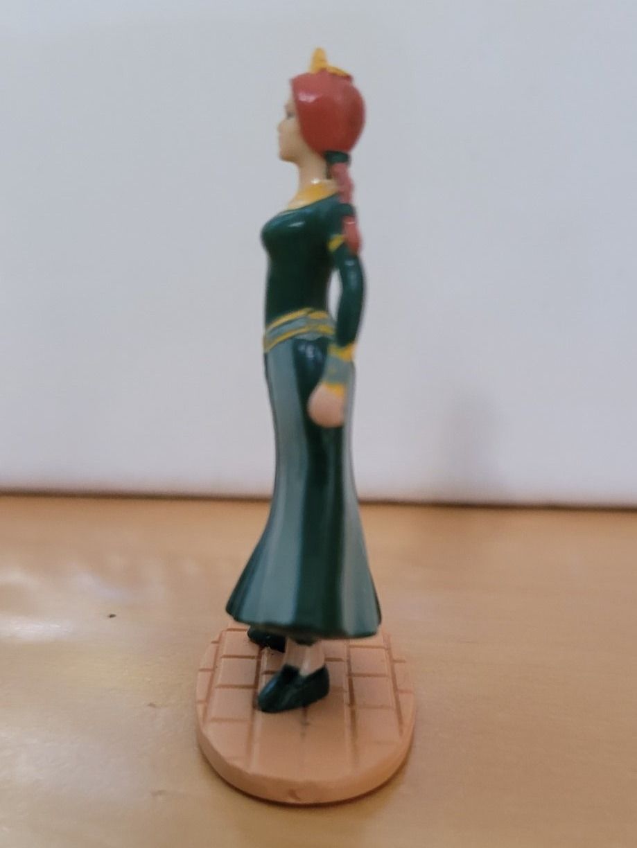 Statuette: MÄRCHENPFIGUR / FIGURINE DE CONTE DE FÉES – Usato da Neftenbach venduto da Mador6 2