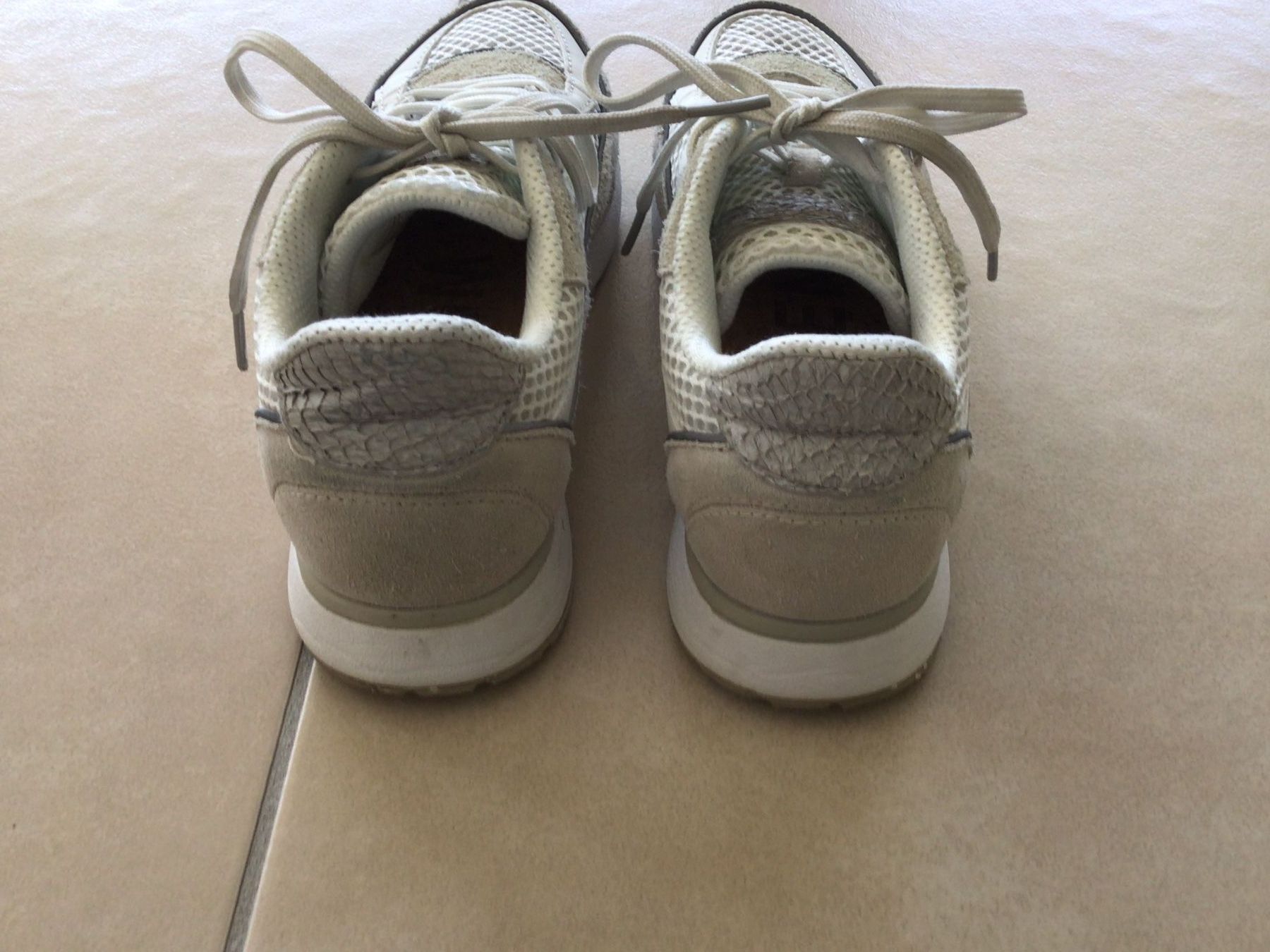 Damenschuhe: WODEN Sneaker beige Gr. 39 – Gebraucht aus Frauenfeld von Stehojen 1