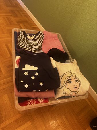  Kinderkleidung Mädchen 3-4 jährig 