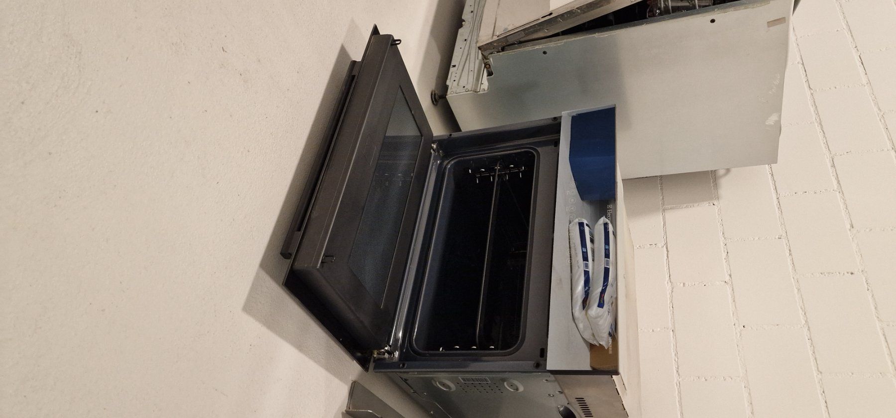 Electrolux Elettrodomestici da cucina: Electrolux Einbausteamer / Dampfgarer EBSL90SP – SuperSteam – Usato da Hinwil venduto da Felsenhof-Didi 3