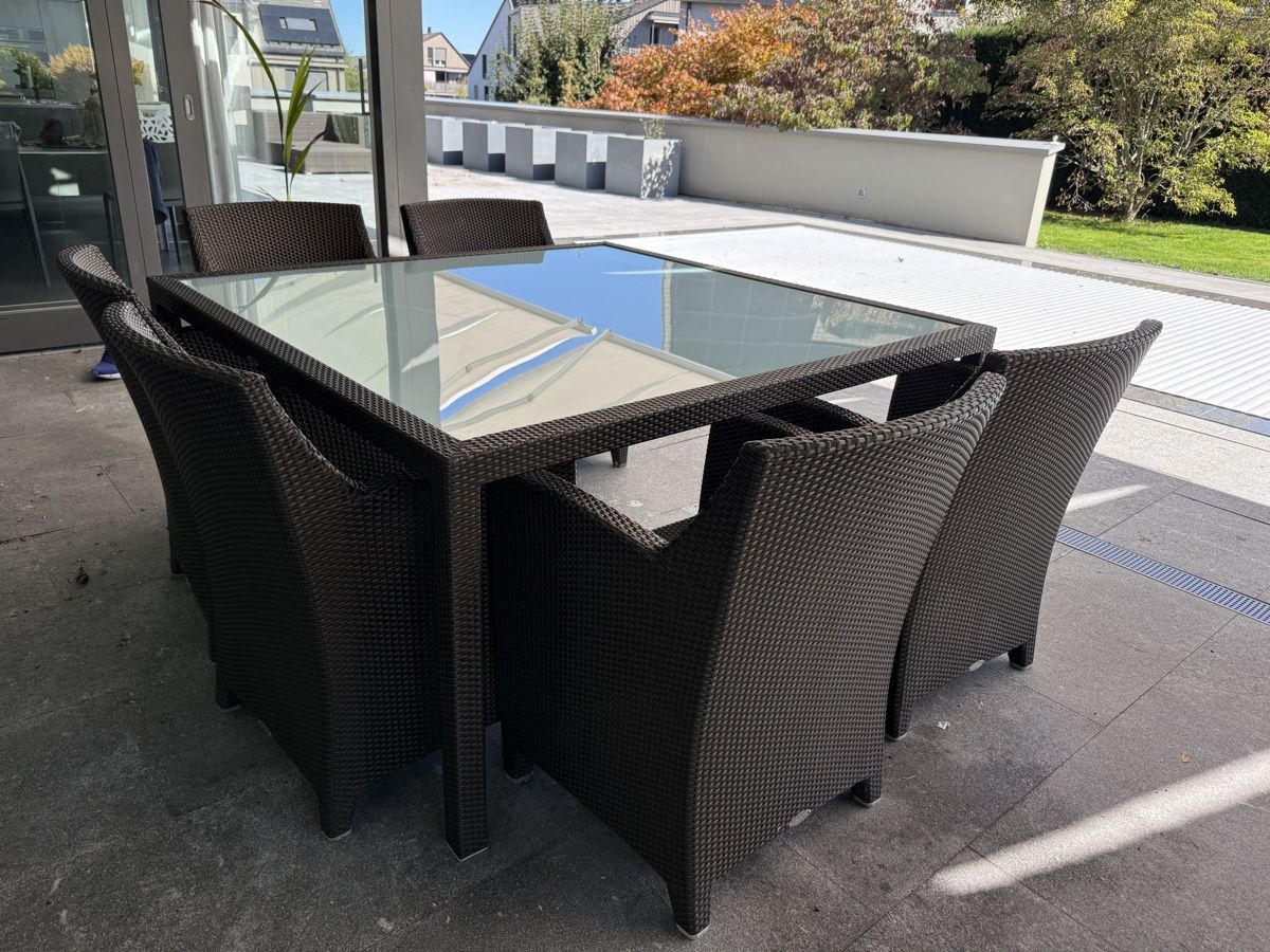 Dedon Set di tavolo e panche: Dedon Gartenmöbel Set Tisch uns Sühle – Usato da Bubikon venduto da piznuna 2