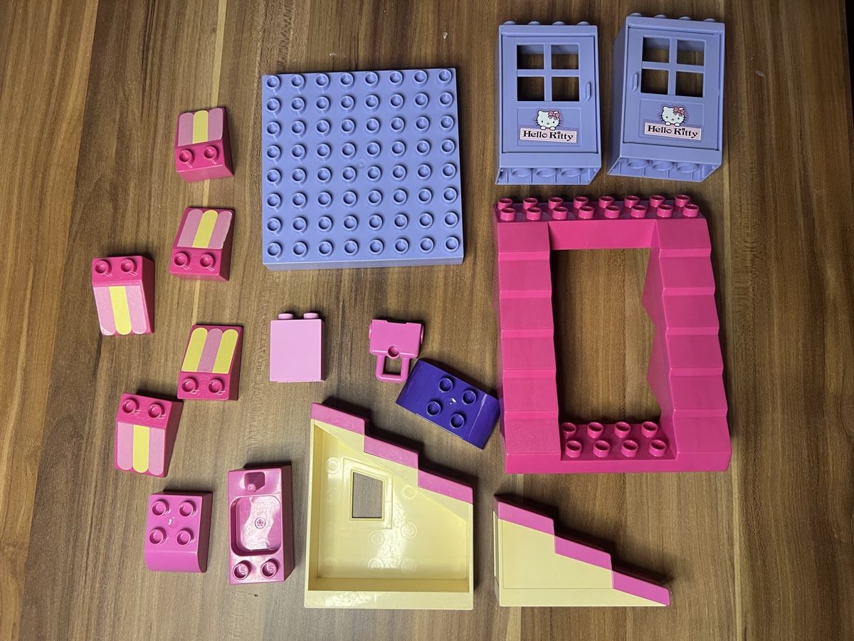 Hello Kitty Giocattoli: HELLO KITTY JEU CONSTRUTION – Usato da chiasso venduto da Wulli 1