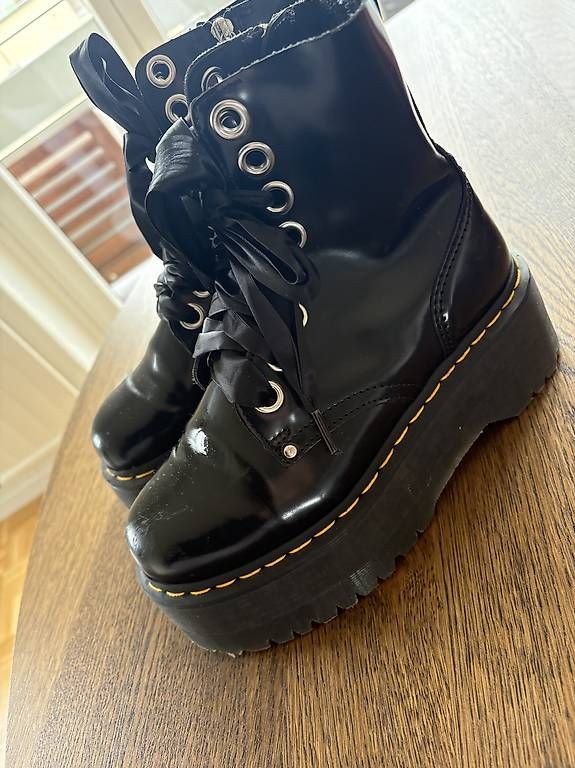 Dr. Martens Scarpe da uomo: dr martens jadon max plateau – Usato da Luzern venduto da sar_5xhc