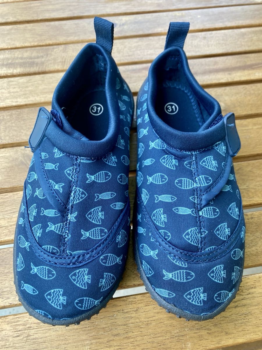 Scarpe per ragazzi: Badeschuhe Kinder (NEU) – Nuovo e nell'imballaggio originale da Thalwil venduto da val_bm5t
