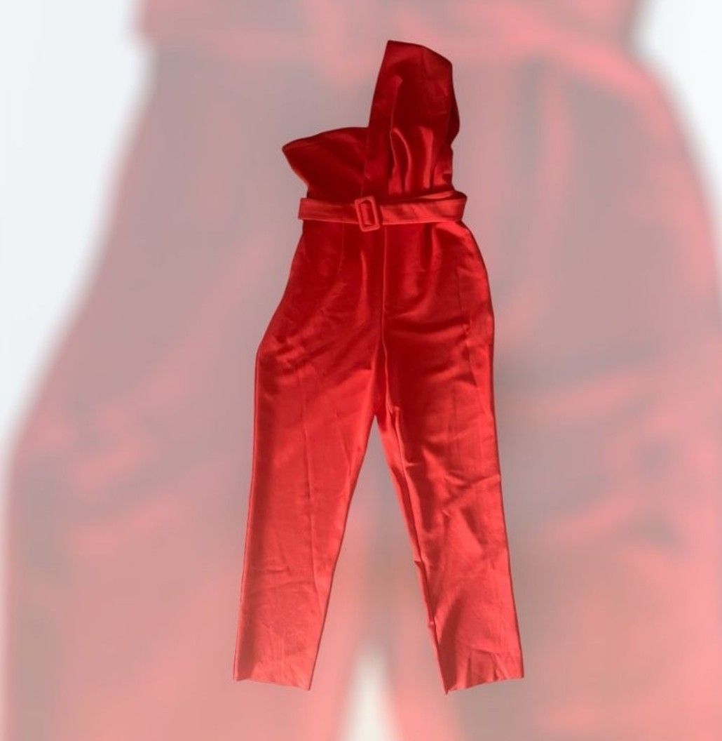 Asos Jumpsuits: Roter ASOS Jumpsuit Gr. 40 - Festlich & Elegant! – Gebraucht aus Safenwil von Mllcs