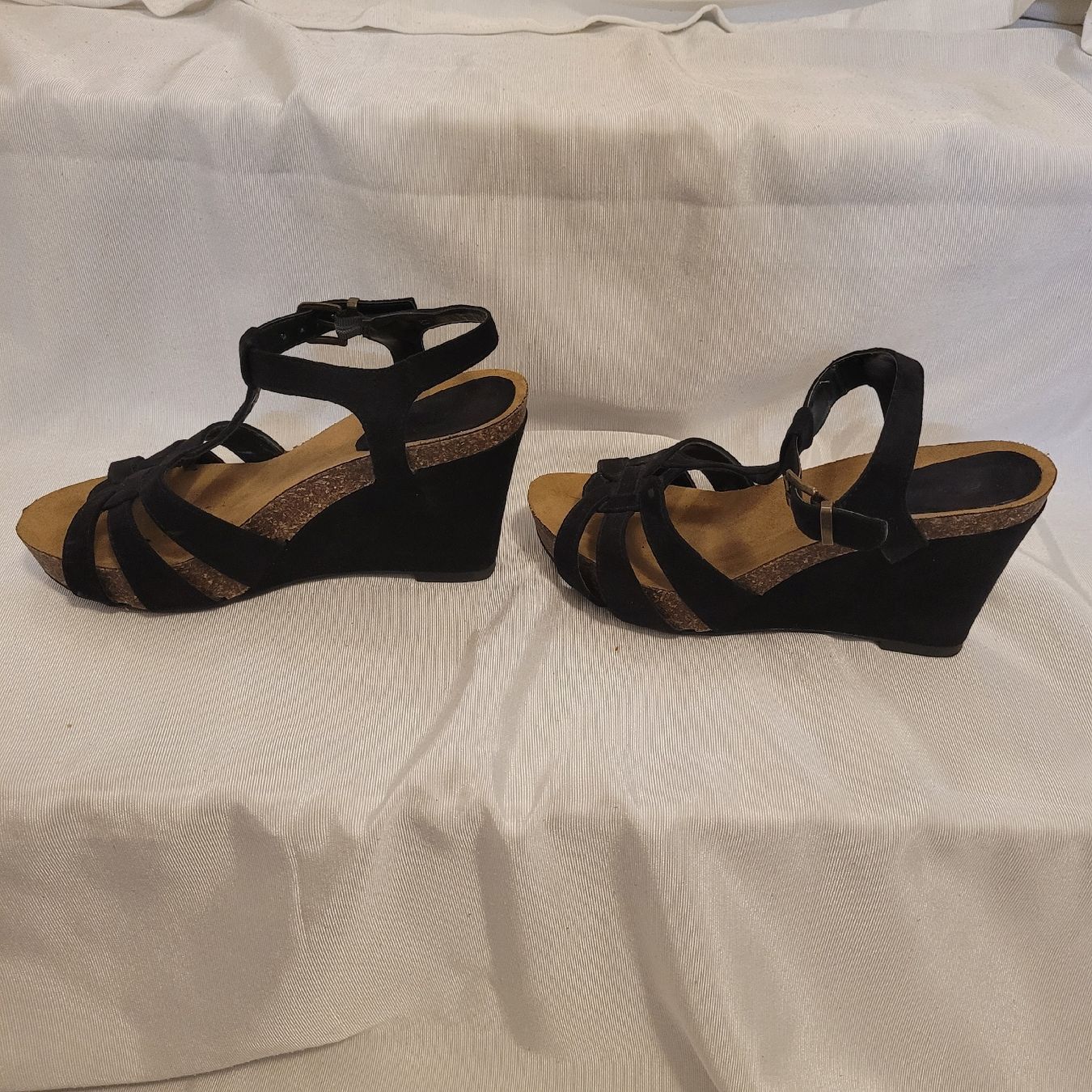Damenschuhe: Damen Sandalen Sommer 38 – Gebraucht aus Niederbuchsiten von klengyel 3
