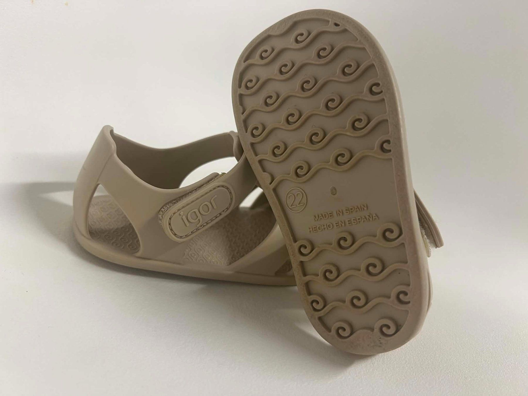 Chaussures garçon: Sandales barefoot Igor Nemo Solid Arena – D'occasion à Le Vaud par No-Nick-Name 2