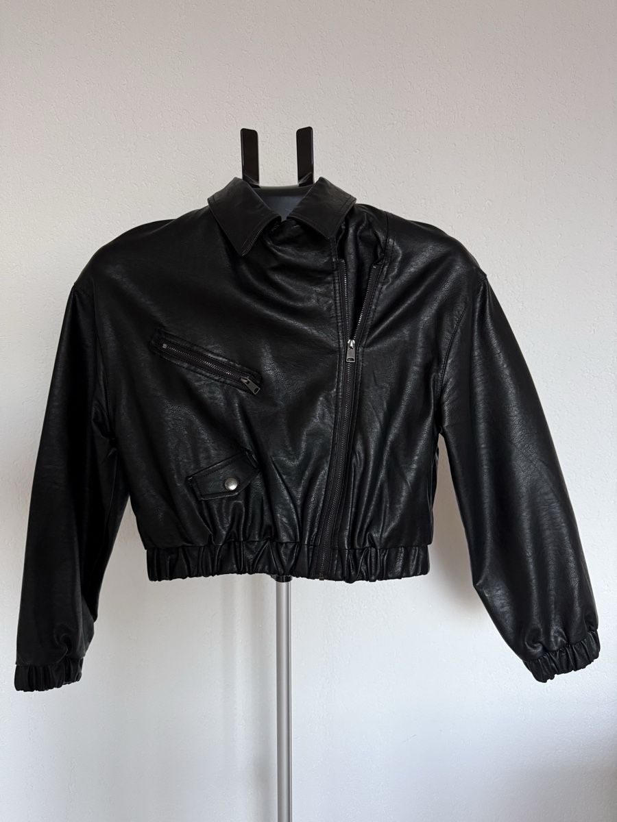 Giacche: FASHIONNOVA CROPPED KUNSTLEDERJACKE GRÖSSE S – Nuovo (secondo la descrizione) da Rorschacherberg venduto da drdupor 2