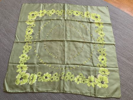 Vintage Seidenschal mit Blumenmuster 90 x 90 cm