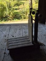 Alte Sackwaage aus Holz und Eisen 