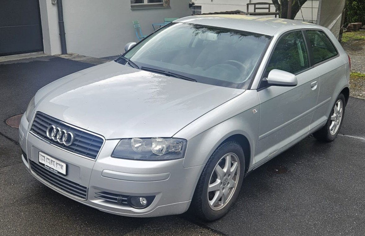 Audi Autos: Audi A3 2.0 FSI – D'occasion à Ebikon par Sebaku