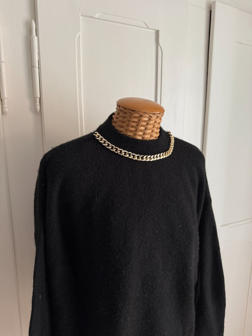 H&M Maglioni & Felpe: Strickpullover schwarz weich S – Usato da Zürich venduto da Diazaio 1