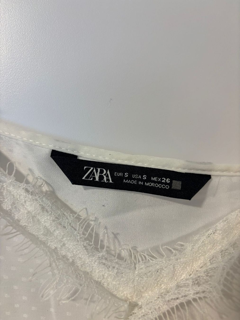 Zara Top: Zara Top – Usato da Bülach venduto da cf96 2