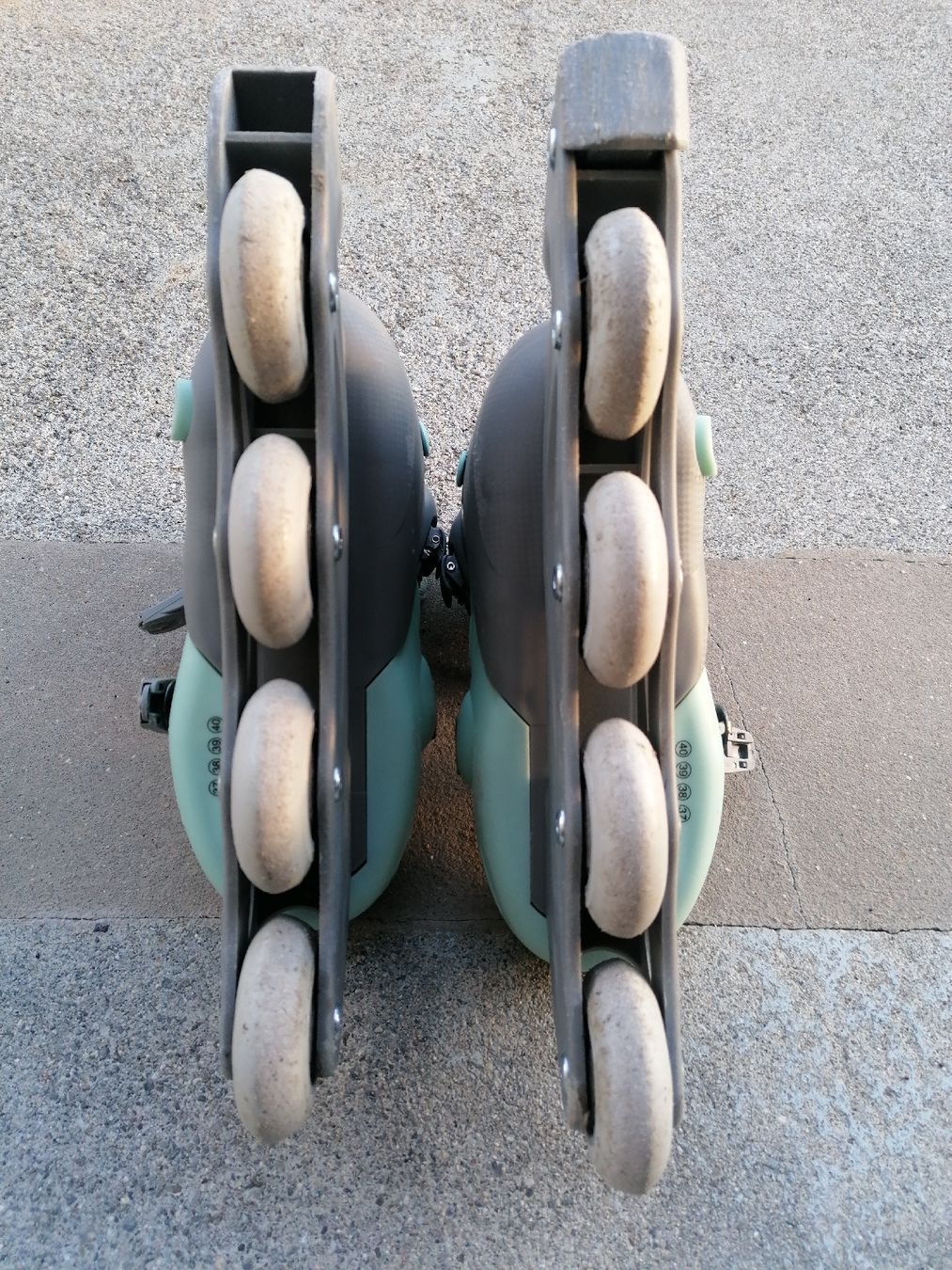 Patins à roul. & inline: Rollschuhe – D'occasion à Sargans par punkmarado 5