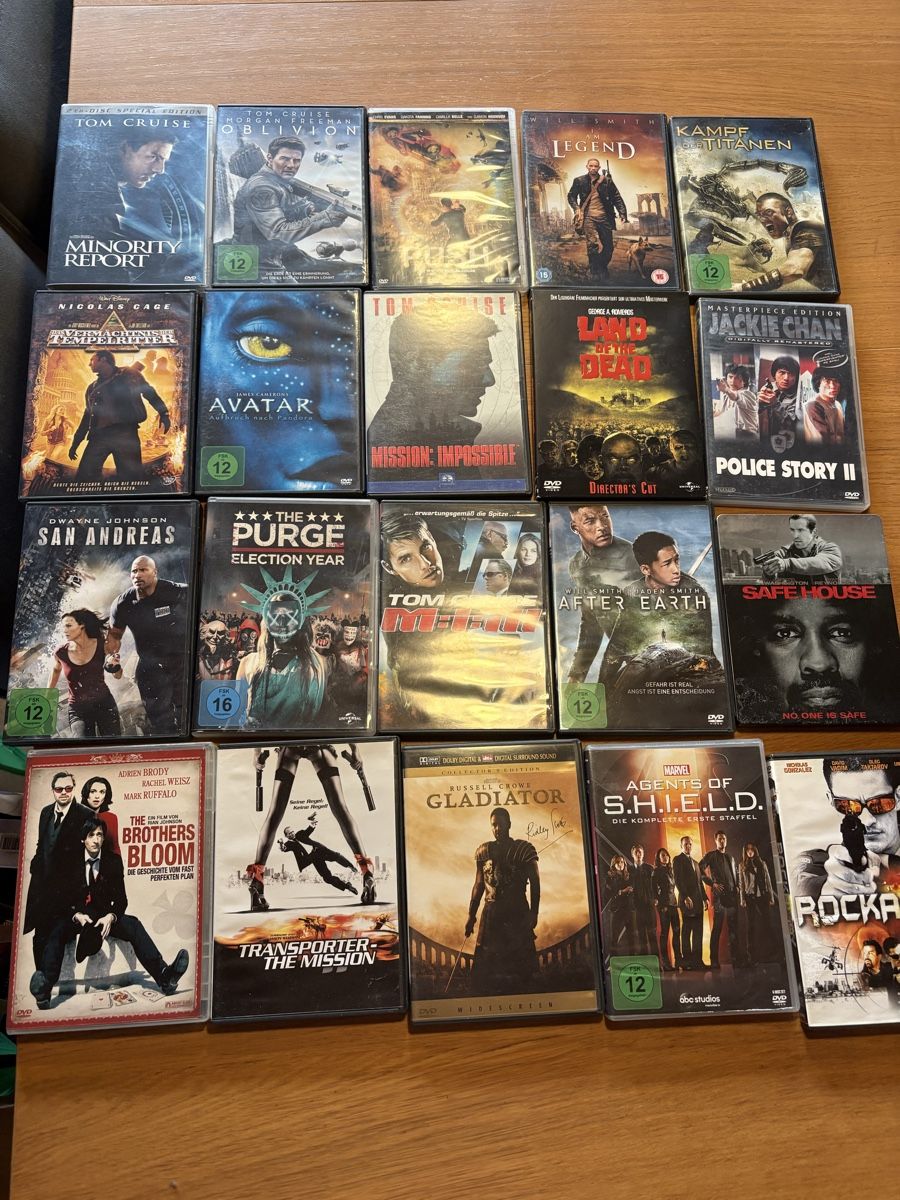 Tutti i DVDs: Verschiedene DVDs Filme und Serien – Usato da Kleindietwil venduto da hof_ft8p 8