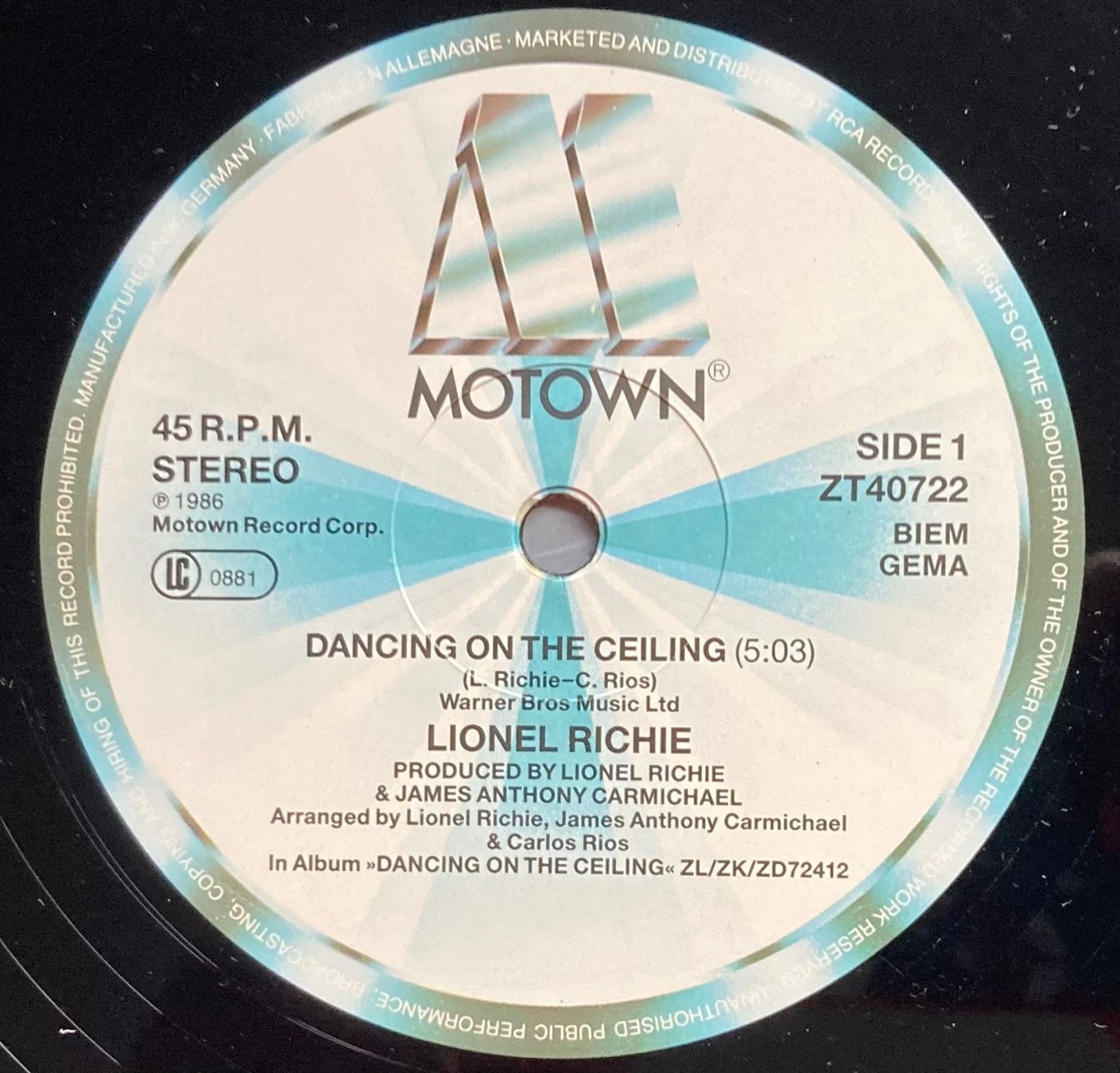 Vinyles: LIONEL RICHIE - DANCING ON THE CEILING – D'occasion à Poliez-Pittet par Newtown-Records 2