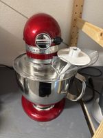 Küchenmaschine KitchenAid  mit Zubehör rote Farbe