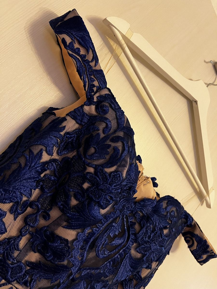 Vestiti: Abendkleid Dunkelblau Spitze – Usato da Spreitenbach venduto da limi223 2