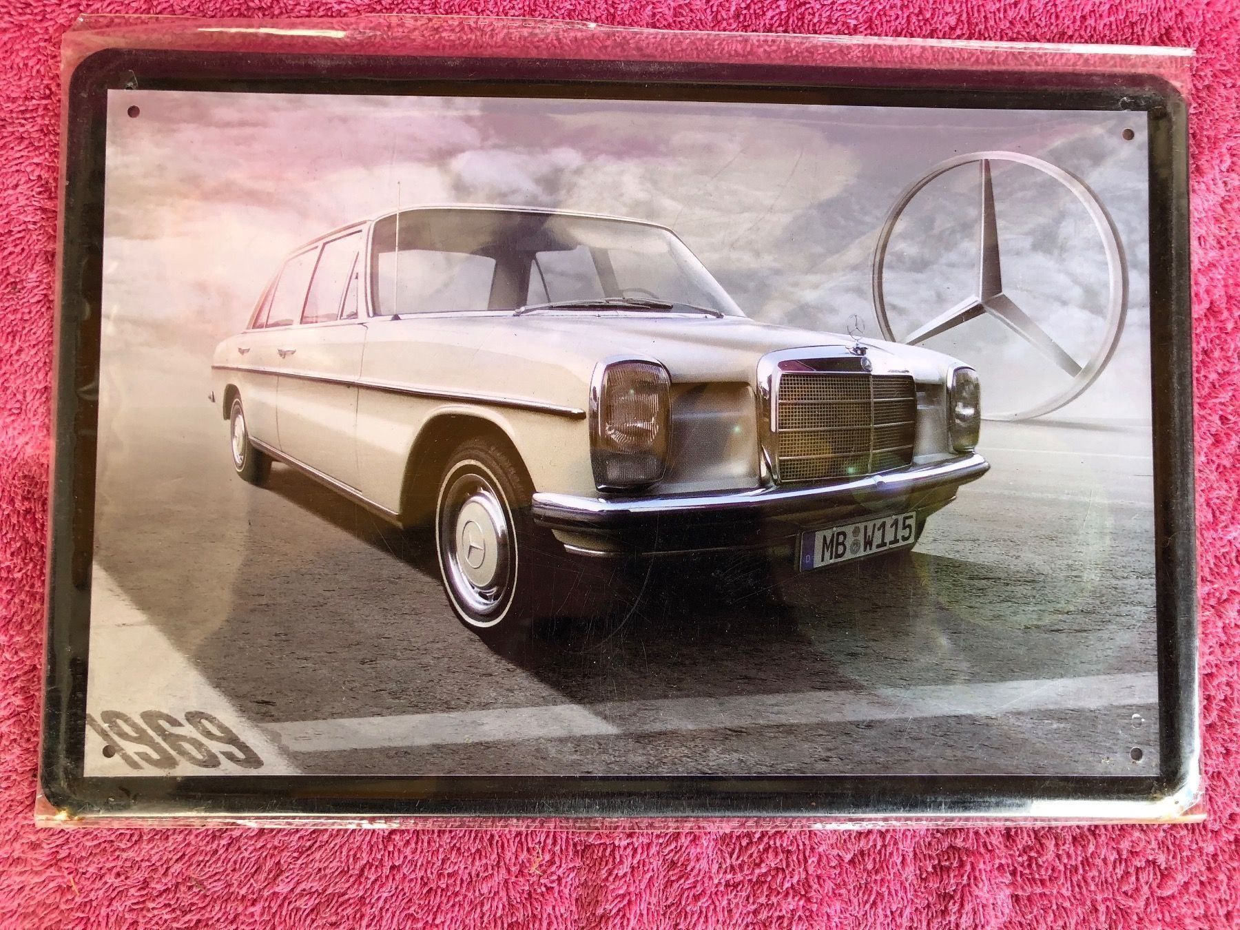 Insegne: Mercedes-Benz w115 /8 classic Oldtimer – Nuovo (secondo la descrizione) da Reinach AG venduto da rares75