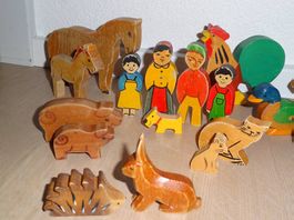 Bauernhof Holzspielzeug Rössli Igel Geis Hund Katze Ente Kuh