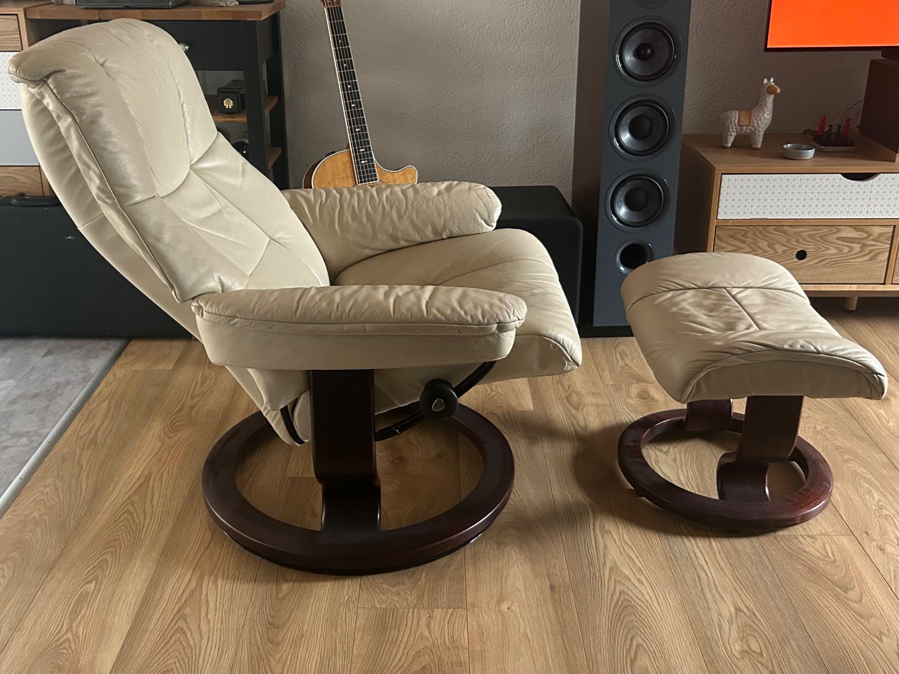 Stressless Poltrone: Relaxsessel von Stressless mit Hocker – Usato da Laupen BE venduto da Timon_