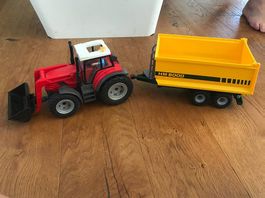 Playmobil Traktor mit Anhänger und Tierarzt