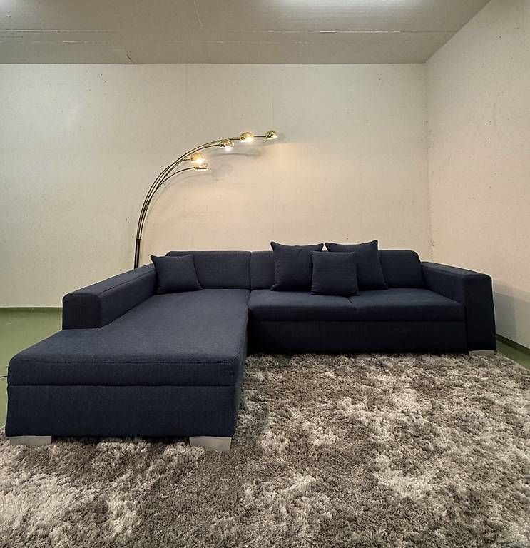 Divani: Ecksofa mit Ausziehfunktion Ink.Lieferung – Usato da Fehraltorf venduto da Sofalab.swiss