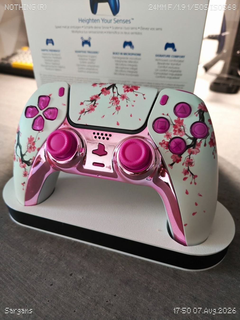 Sony Controller: PS5 DualSense Controller Sakura Design – Nuovo e nell'imballaggio originale da Sargans venduto da ver_ncy5 3