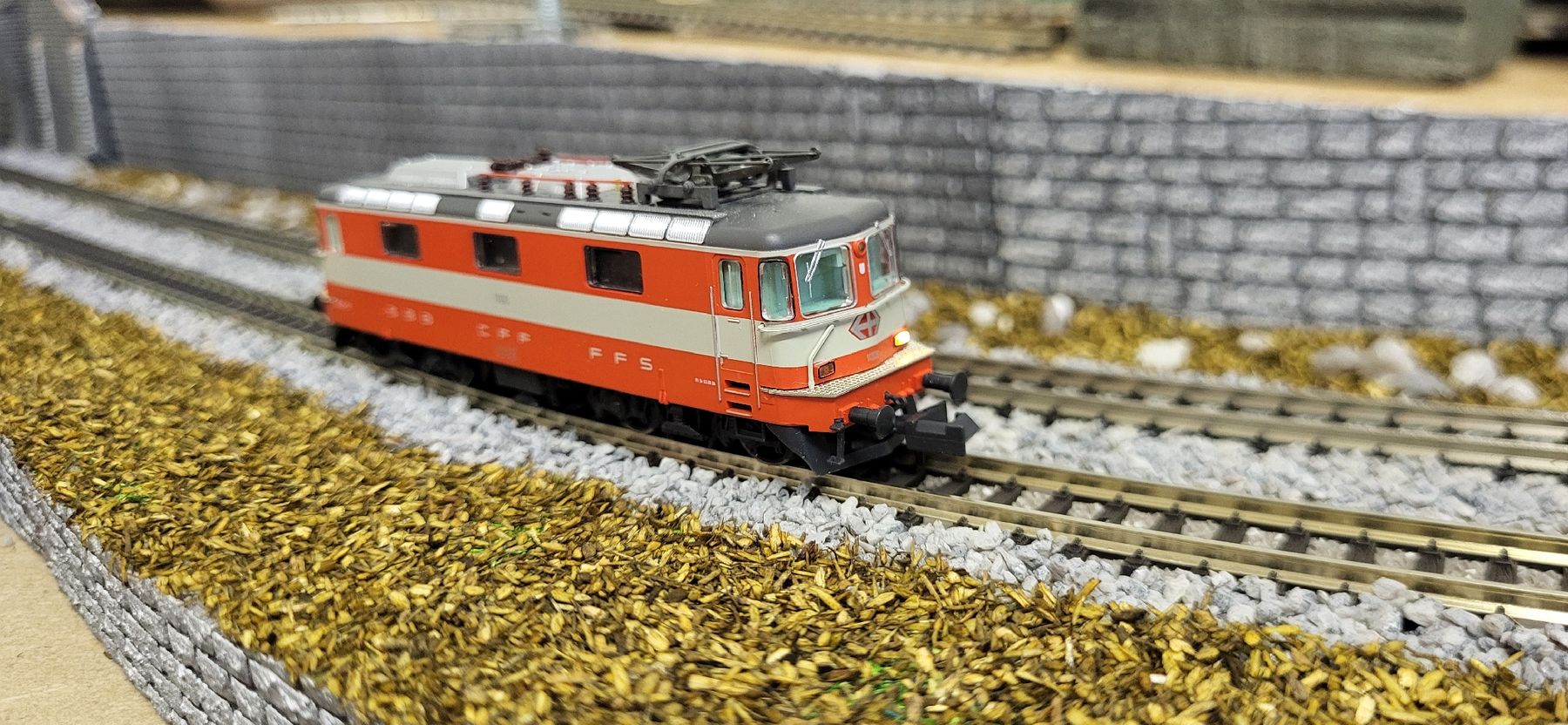 Hobbytrain Modelleisenbahnen: Hobbytrain Re 4/4 Digital – Neu (gemäss Beschreibung) aus Winterthur von schnipo1977 1