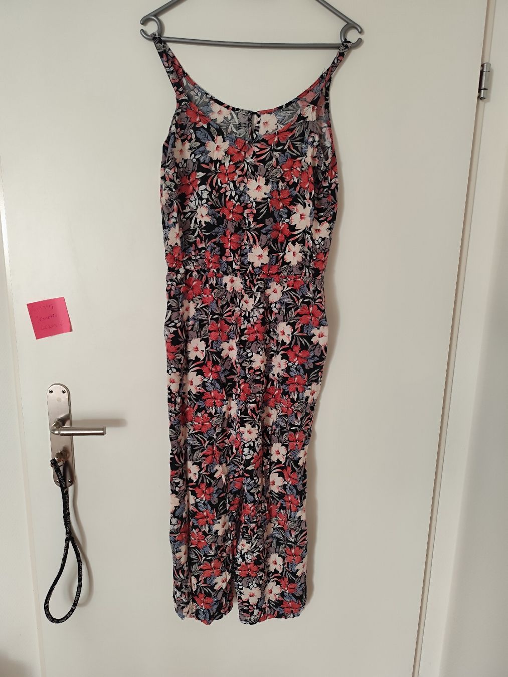Jumpsuits: Jumpsuit Blumenmuster Grösse M – D'occasion à Zürich par Claudia_Zueri