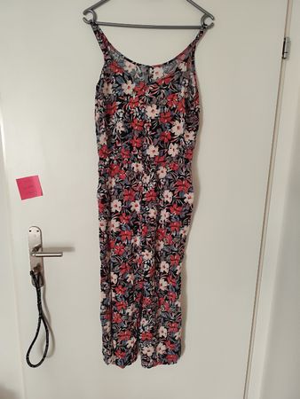 Jumpsuit Blumenmuster Grösse M