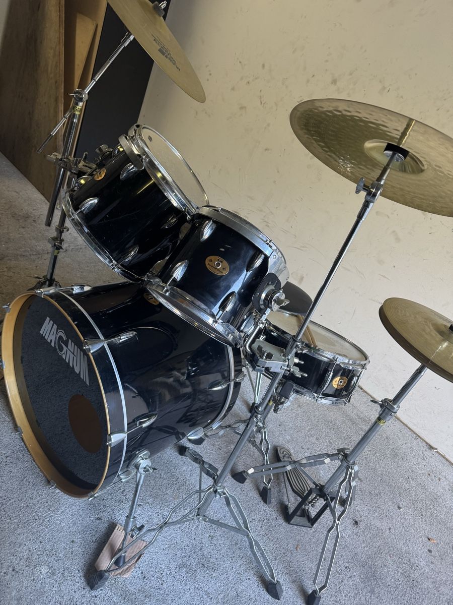 Strumenti musicali: Schlagzeug Magnum – Usato da Sigriswil venduto da Lujana04 1