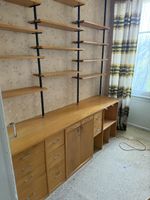 Etagère murale avec bureau bois clair 260x200 cm besoin réno