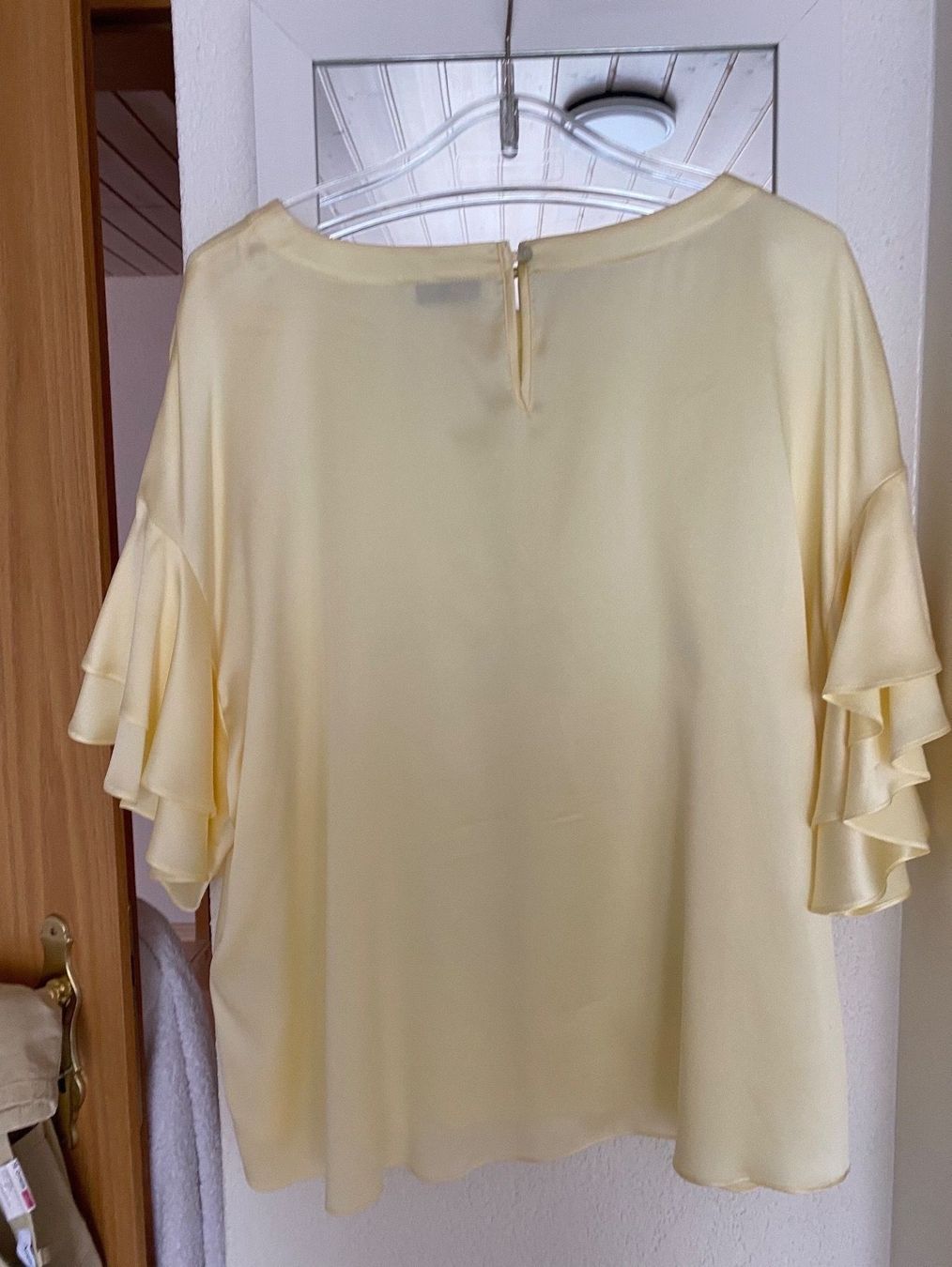 Camicette: Bluse Seide – Usato da Subingen venduto da terli 3