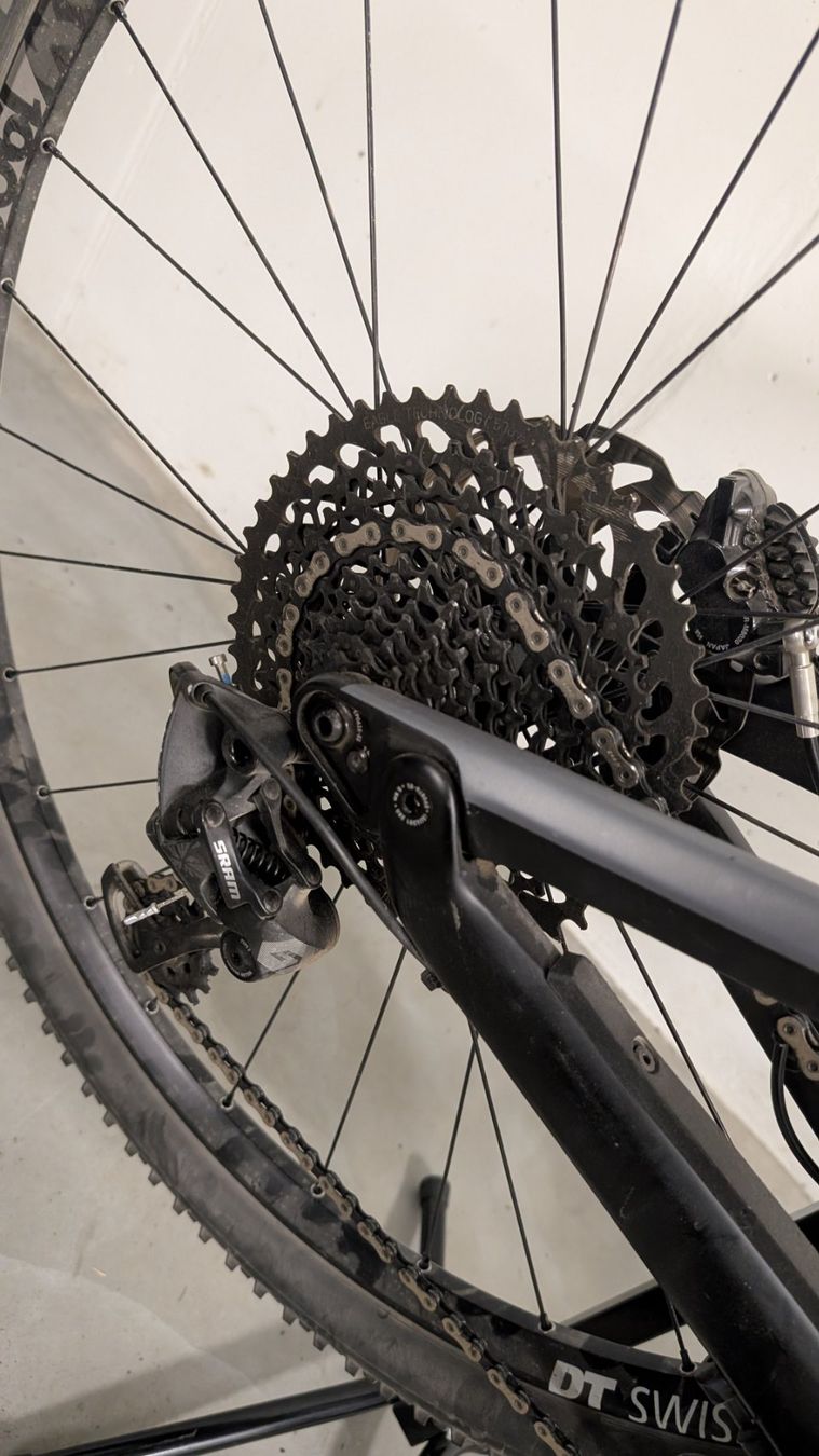 Canyon Biciclette: CANYON NEURON CF 8.0 – Usato da Rümlang venduto da Pascal_Gut 3