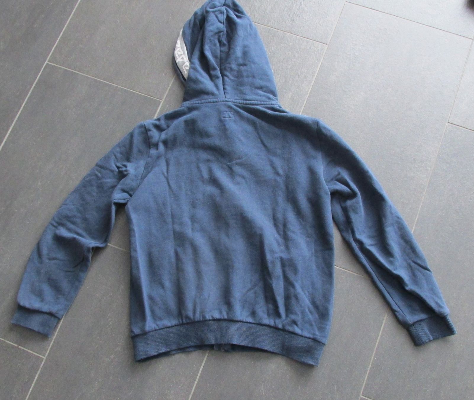 Pulls et sweat-shirts: Pullover Gr. 140 – D'occasion à Oberegg par Roberto24 1