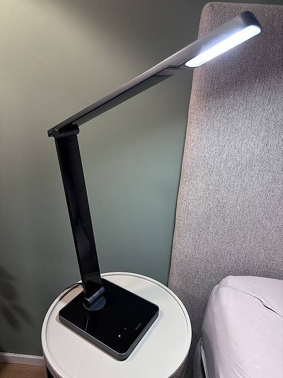 Lampen: Philips LED Schreibtischlampe – Gebraucht aus Luzern von qch_2jjy