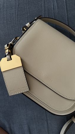 Marc Jacobs Crossbody Bag – Beige Leather