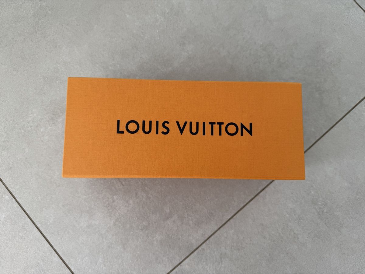 Altro in Decorazioni & Accessori: Boîte Louis Vuitton originale – format rectangulaire allongé – Nuovo (secondo la descrizione) da Bussigny venduto da youli85