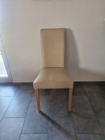 6 creme Kunstleder Stühle 