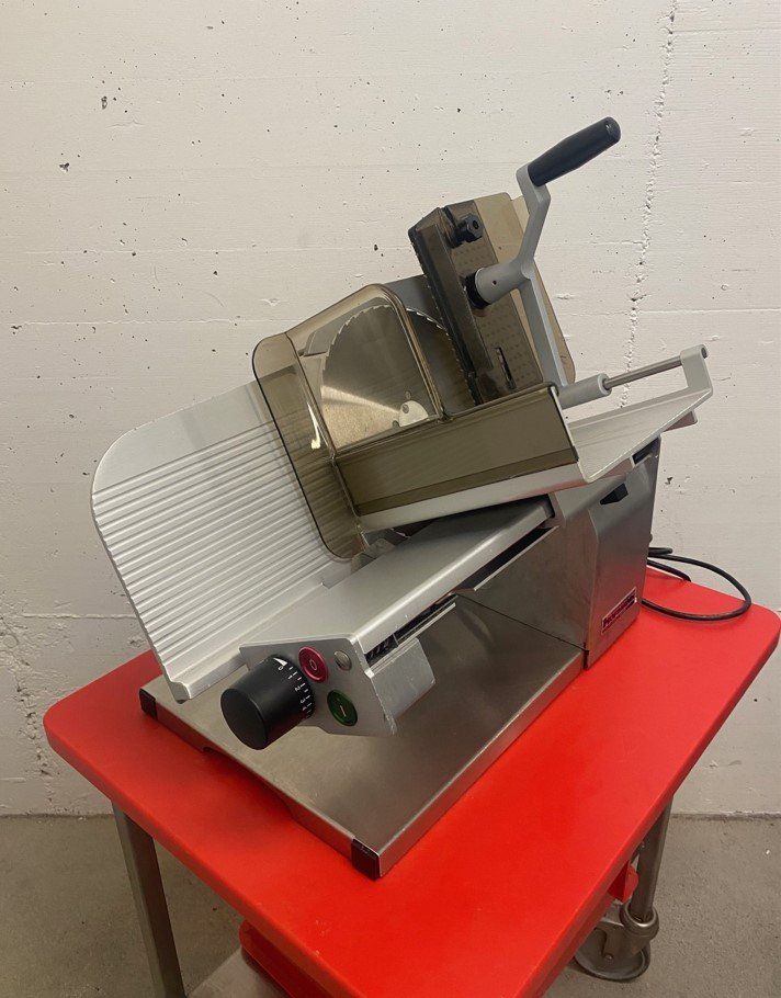 Elettrodomestici da cucina: Hofmann Aufschnittmaschine Brotschneider – Usato da Suhr venduto da KFK-MA 1