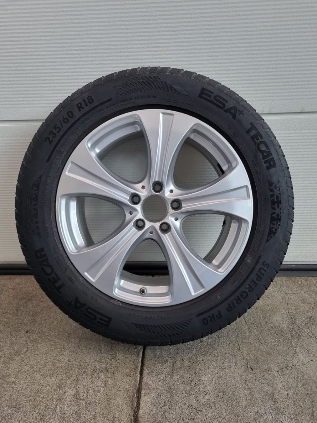 Pneus & Roues: Mercedes Benz GLC Winterräder – D'occasion à Kirchdorf AG par Cartastic_AG 1
